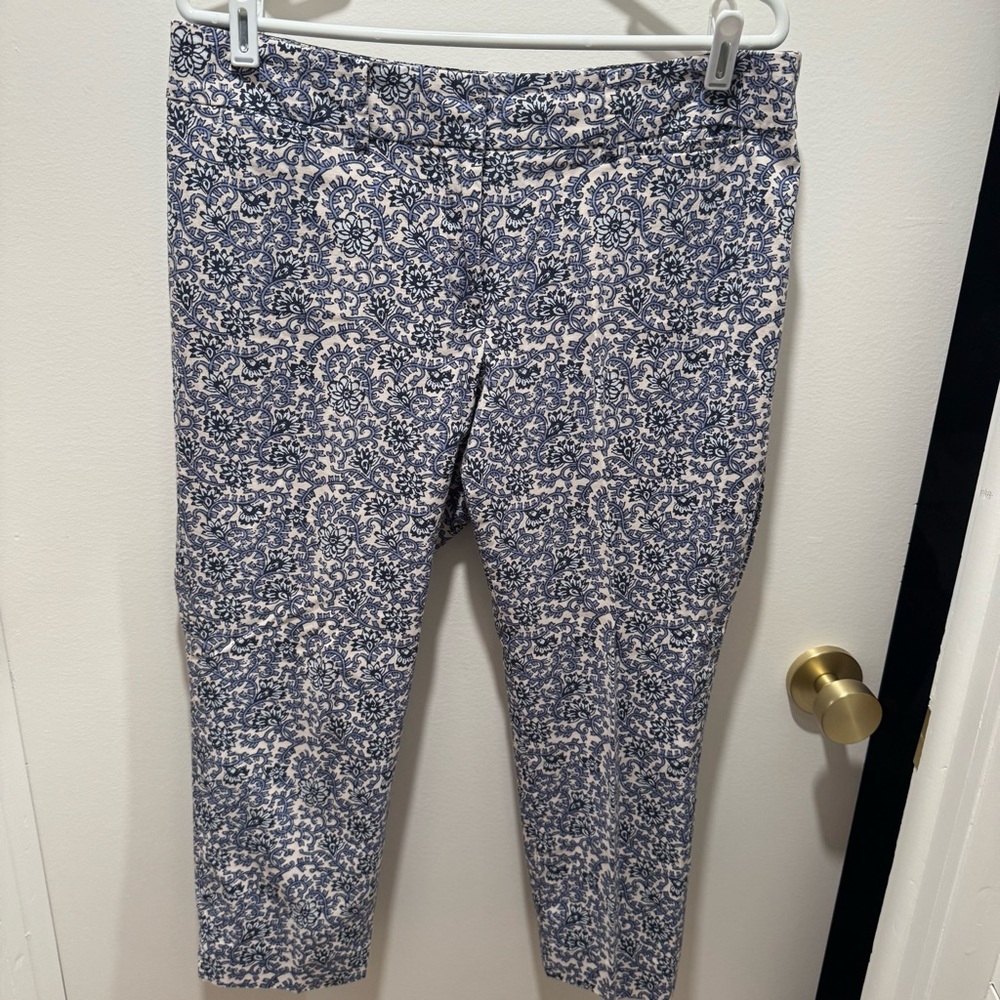 LOFT Blue and White Floral Pants - Picture 2 of 6